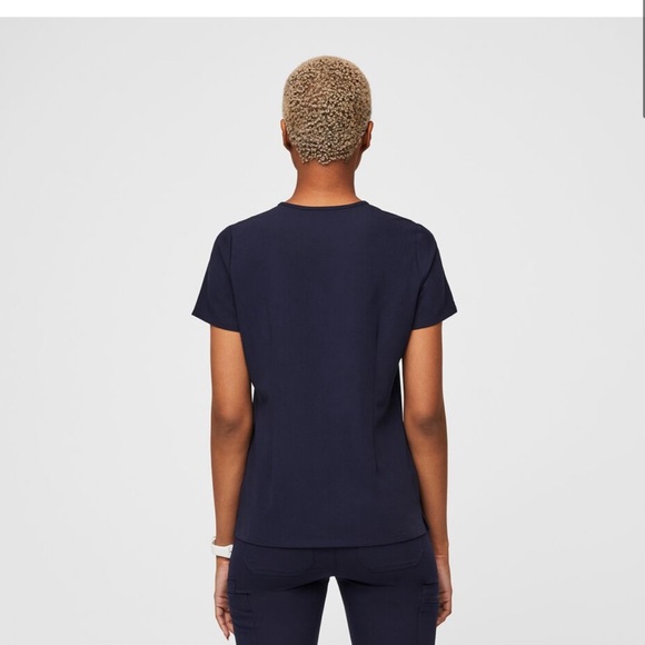 Figs Catarina One-Pocket Scrub Top - Picture 2 of 5